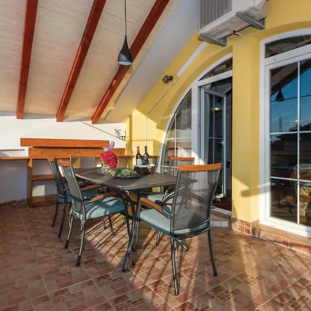 Amazing In With Wifi *