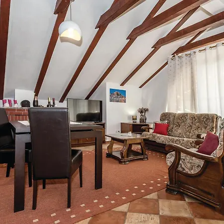 Feriehus Amazing In With Wifi