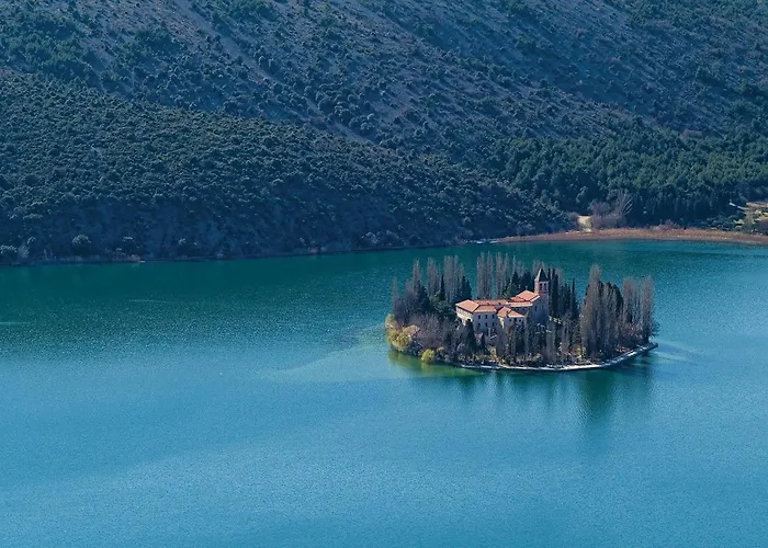 Vakantiehuis Amazing In With Wifi