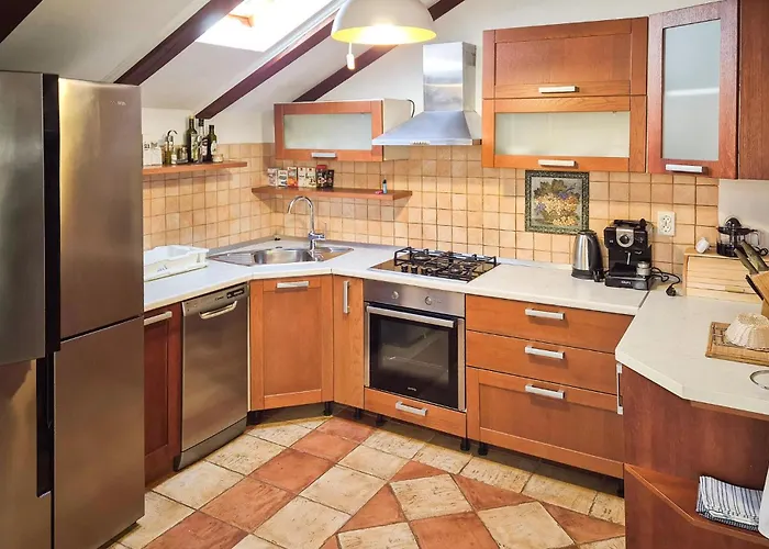 Amazing In With Wifi Vakantiehuis Oklaj